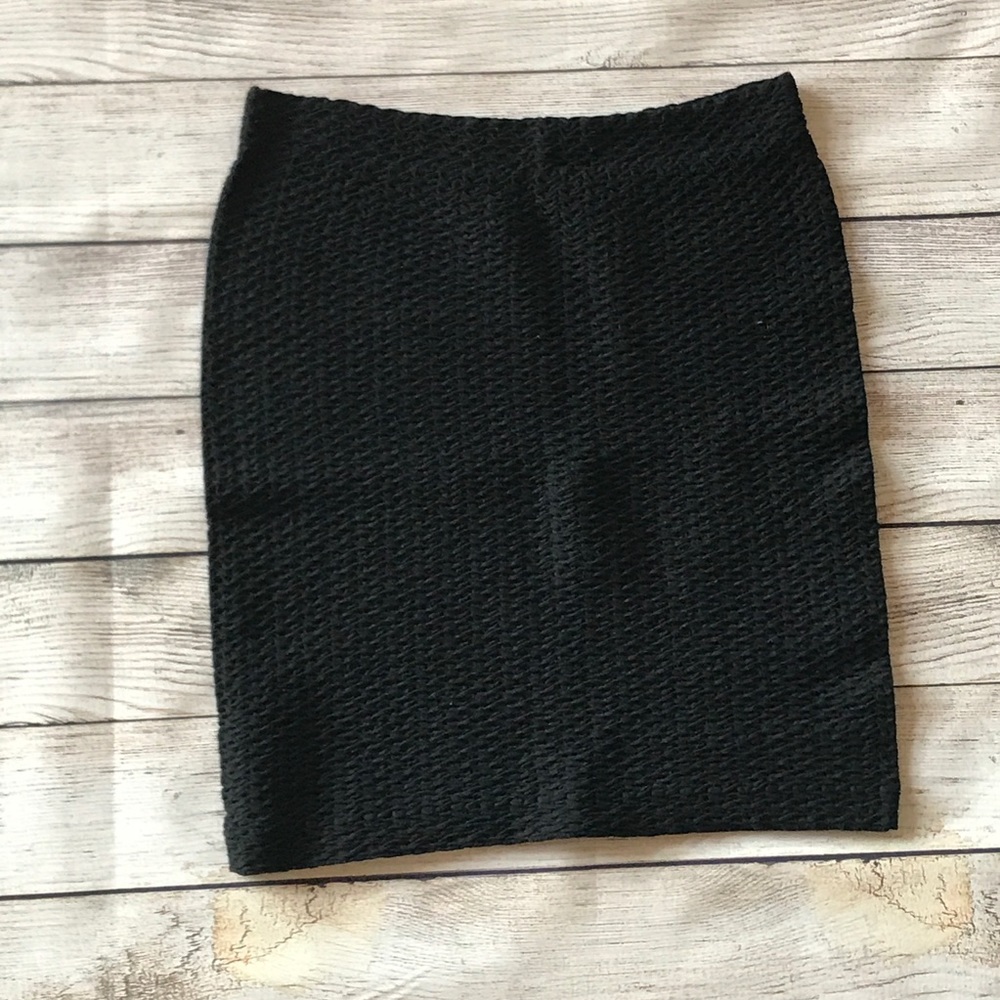 Super cute bandage skirt.